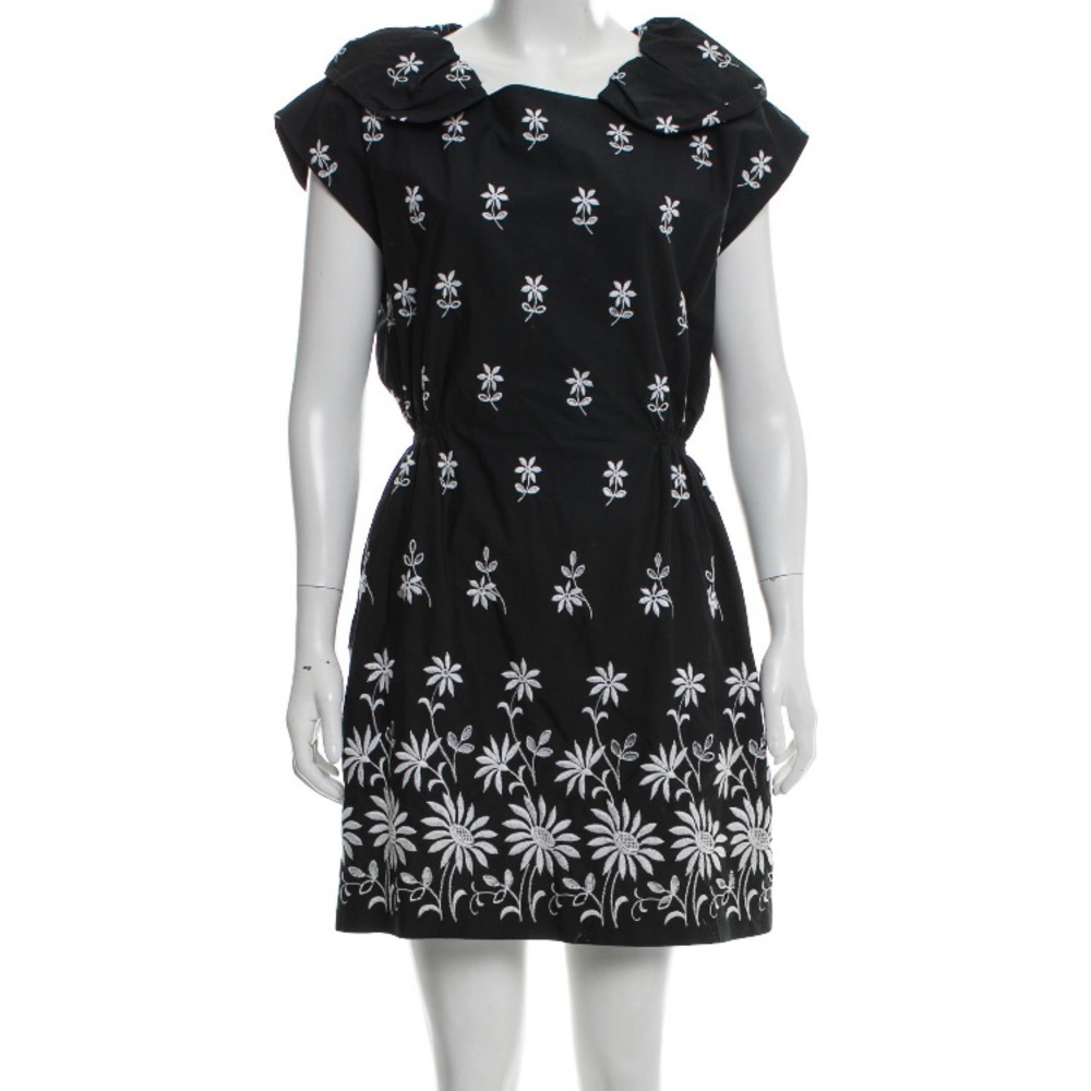 Authentic Moschino floral embroidered black dress square neck size 8